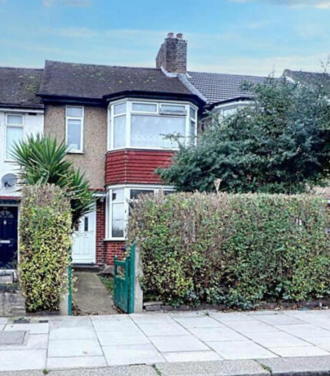 Ritz Place 3 Northolt  Exterior photo
